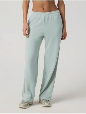 Vuori Sedona Straight Leg Sweatpant